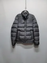 カルバン・クライン WHO フード付き ダウンジャケット (詳細説明参照)