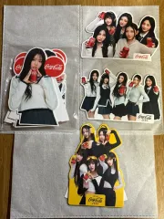 NewJeans コカコーラ ミニ 等身大パネル まとめ