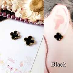 人気ꕤ︎︎ 四葉 クローバー ピアス イヤリング ブラック