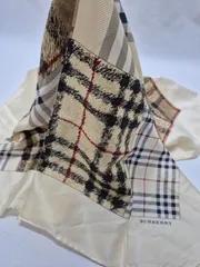【used品】美品！BURBERRY レディーススカーフ スモールサイズ タグなし