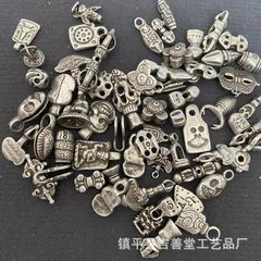 チベット風ホワイトゴールドメッキ、金剛杵を裏に配し雲模様をあしらった数珠ブレスレット