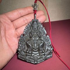 チベット密教の携帯用お守り・仏箱である「ガウ（Ghau /モチーフにした チベット密教の携帯用お守り・仏箱である「ガウ（Ghau /モチーフにした