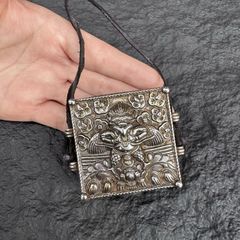 アンティーク 香水瓶 ヒグチユウコ ポリス雑貨店 - メルカリ