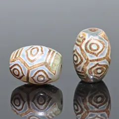  〔Z93-4〕【天珠】3個入り 約13x10mm 龍眼天珠 天珠 守り 開運 風水 【ランダム発送】のサムネイル