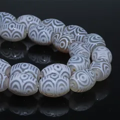  〔CZ93-2〕【天珠】連売り 約16x12mm 二十一眼天珠 白天珠 守り 開運 風水 【ランダム発送】