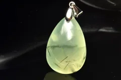 【１点物】シルバー925◇艶感  プレナイト(葡萄石)　24x16mm　ドロップ ペンダントトップ パワーストーン 天然石 _PC8840