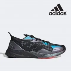 アディダス ランニングシューズ