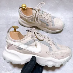 新品定価（参考） ¥16,500 Nike TC 7900 22.5cm