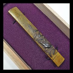 小柄 色絵高彫象嵌 「梅枝絵」 後藤光久在銘 名品 - メルカリ