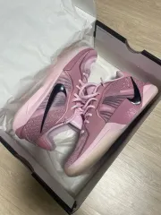 ナイキ サブリナ2