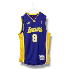 Item thumbnail for item 9ddb985c-4546-4d7c-ad92-f3b642fe98f7