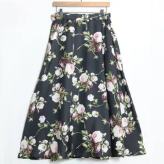 インゲボルグ★華やかローズpt♪ロングフレアスカート サイズ11 黒系 ウエストお直し 2024年製 z17256
