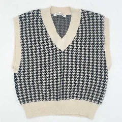 MAJESTIC LEGON　マジェスティックレゴン　クラシカルパターンニットベスト　ブラック　Mサイズ　〇◇