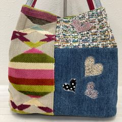 新品 Think Bee! 刺繍 ビーズ ハート柄 ターコイズ ハンドバッグ 