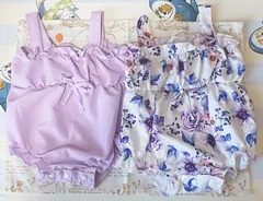 新品☆無地＆花柄☆ベビーロンパース２枚セット