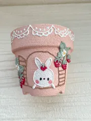 ☆リメイク鉢☆ いちご　うさぎ♡