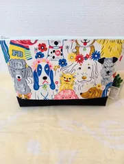 オムツポーチ(ワンちゃん大集合アイボリー×ブラック)