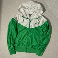 ナイキ グリーン 白 バイカラー ウィンドブレーカー