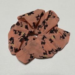 短毛シュシュ春色タータンチェック(ベージュ)わんちゃん猫ちゃん用