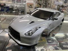 タミヤ R34 GT-R 塗装済完成ボディ メタリックパープル／ガンメタル