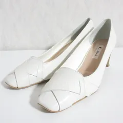 美品 DIANA ダイアナ スクエアトゥ パンプス 24cm ホワイト レディース 古着 中古 USED