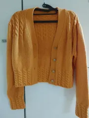 オレンジ Vネック ケーブル ニット カーディガン