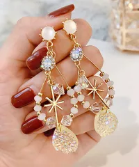 しずく型ピアス大ぶり 揺れるビーズピアス