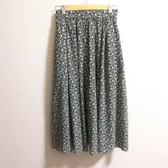 新品同様 KUMIKYOKU 組曲 クミキョク プティフルールプリント スカート サイズ1 ネイビー系 レディース 古着 中古 USED