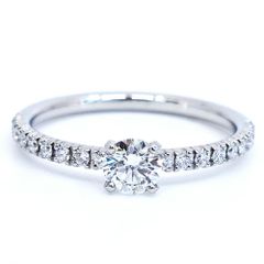 Pt950 エクセルコ ダイヤモンド 0.313ct 0.083ct リング - メルカリ