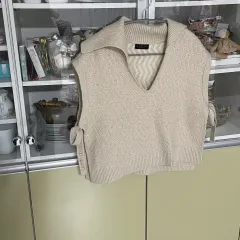 ハンサム ランバンコレクション シークエンス ニットベスト