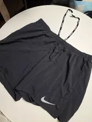 ナイキ ランニング ハーフパンツ ブラック