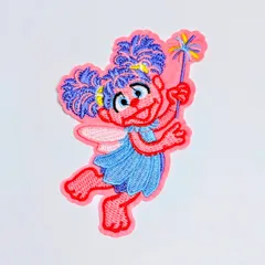 送料無料！ ★刺繍アイロンワッペン★【 Sesame Street ( セサミストリート ) 】 アビー・カダビー〚アメリカン雑貨 アメトイ〛