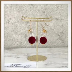 No.1594 ハンドメイドピアス　ハンドメイドイヤリング　フロッキーピアス　ハンドメイド　ピアス　イヤリング　赤いピアス　赤いイヤリング　チェコガラスのピアス　チェコガラスのイヤリング