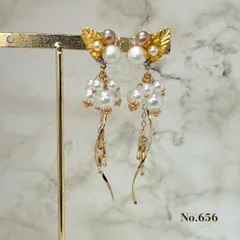 No.656 パール　フラワー　ピアス