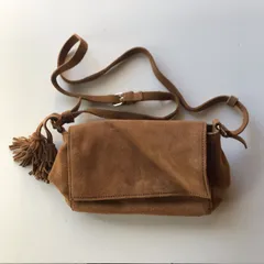 ZARA タッセル付きスウェードレザーショルダーバッグ ブラウン 4111202601150026