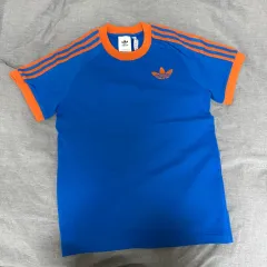 アディダス ストライプ 半袖 Tシャツ