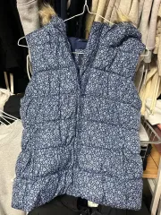 GAP Kids ダウンベスト(送料無料※メルカリshop取引では対象外)