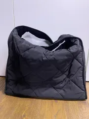 ブラック キルティング ダウン ショルダーバッグ