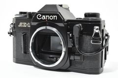 5796 【良品】 Canon Ae-1 Black Slr Film Camera モルト交換済 動作