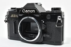 5797 【良品】 Canon Ae-1 Black Slr Film Camera モルト交換済 動作