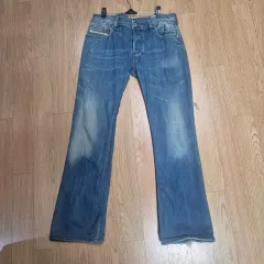 DIESEL ディーゼル ブルー デニム ブーツカット デニム ズボン