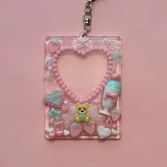 B8 フォトキーホルダー(ハートホイップフレーム)トレカ　レジンデコ　リボン　スイーツ　レース　ホイップ　パステル　ピンク　ミントグリーン　ホワイト　ゼリー　エンジェルコア　くま　パフェ　スイーツ