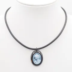 M751 ストーンカメオ 鼈甲 べっ甲 ペンダント ネックレス 女性横顔 レザー デザイン