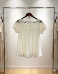 ✅新品タグ付き　レディース　半袖トップス　ブラウス　シャツ　レース　Mサイズ