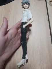 エヴァンゲリオン 渚カヲル フィギュア