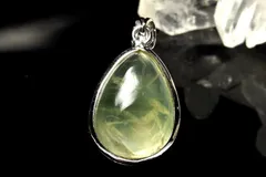 【１点物】シルバー925◇高品質 プレナイト(葡萄石)　19x13mm　ドロップ ペンダントトップ パワーストーン 天然石 _PC8939