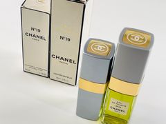 ☆残量多 2本 まとめ売り CHANEL N°19 シャネル ナンバー19