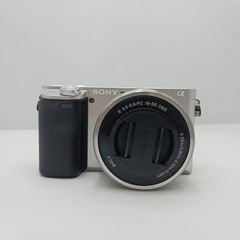 α6400 ミラーレス本体のみとなります 2995シャッター回数 - メルカリ