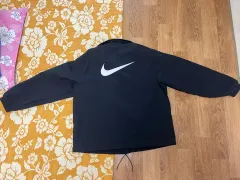 ナイキ スウッシュ ジャケット