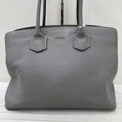 D9526　FURLA　フルラ　ロゴ　トートバッグ　ハンドバッグ　肩掛けバッグ　レザー　グレー系　収納多数　ポケット多数　無地　レディース　大きめ　通勤　通学